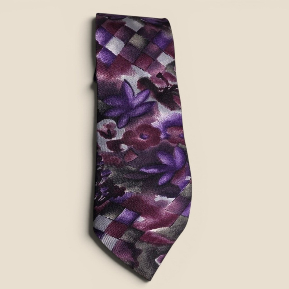 Vintage 80s Arnold Palmer Tie Necktie 100% Silk Purple Floral Abstract